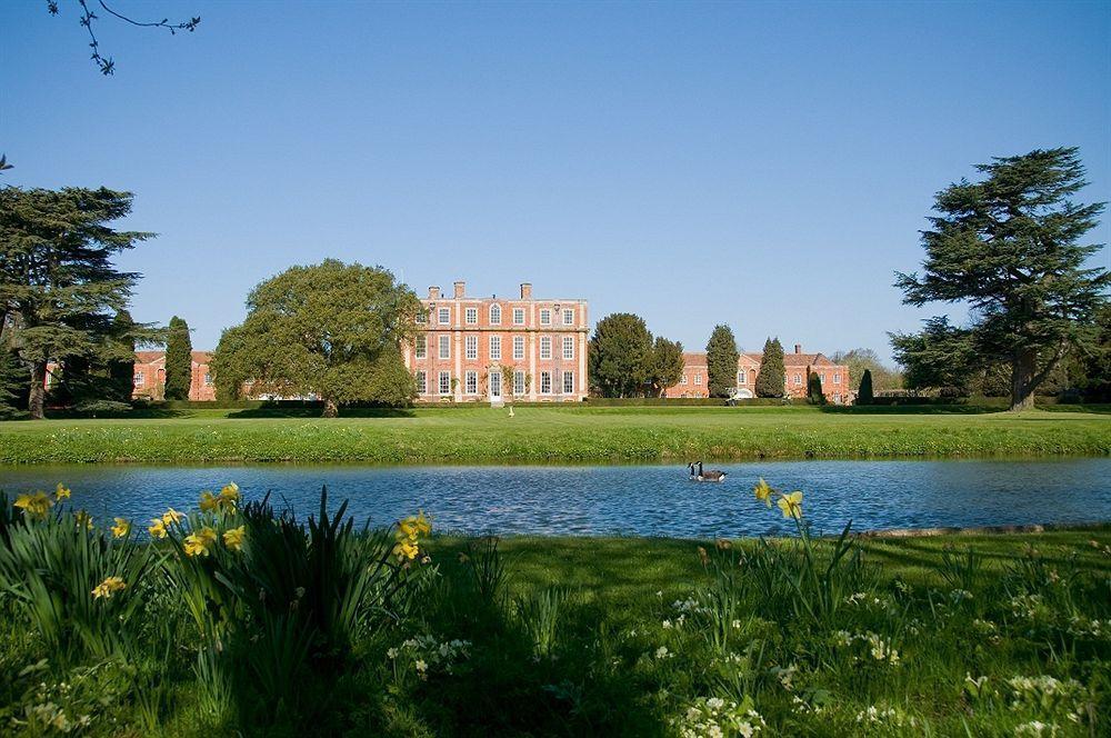 Chicheley Hall Kültér fotó