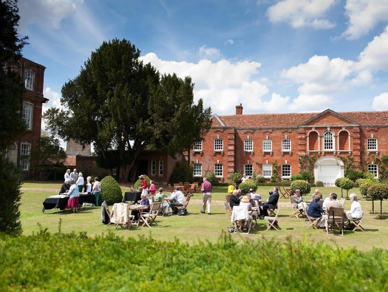 Chicheley Hall Kültér fotó