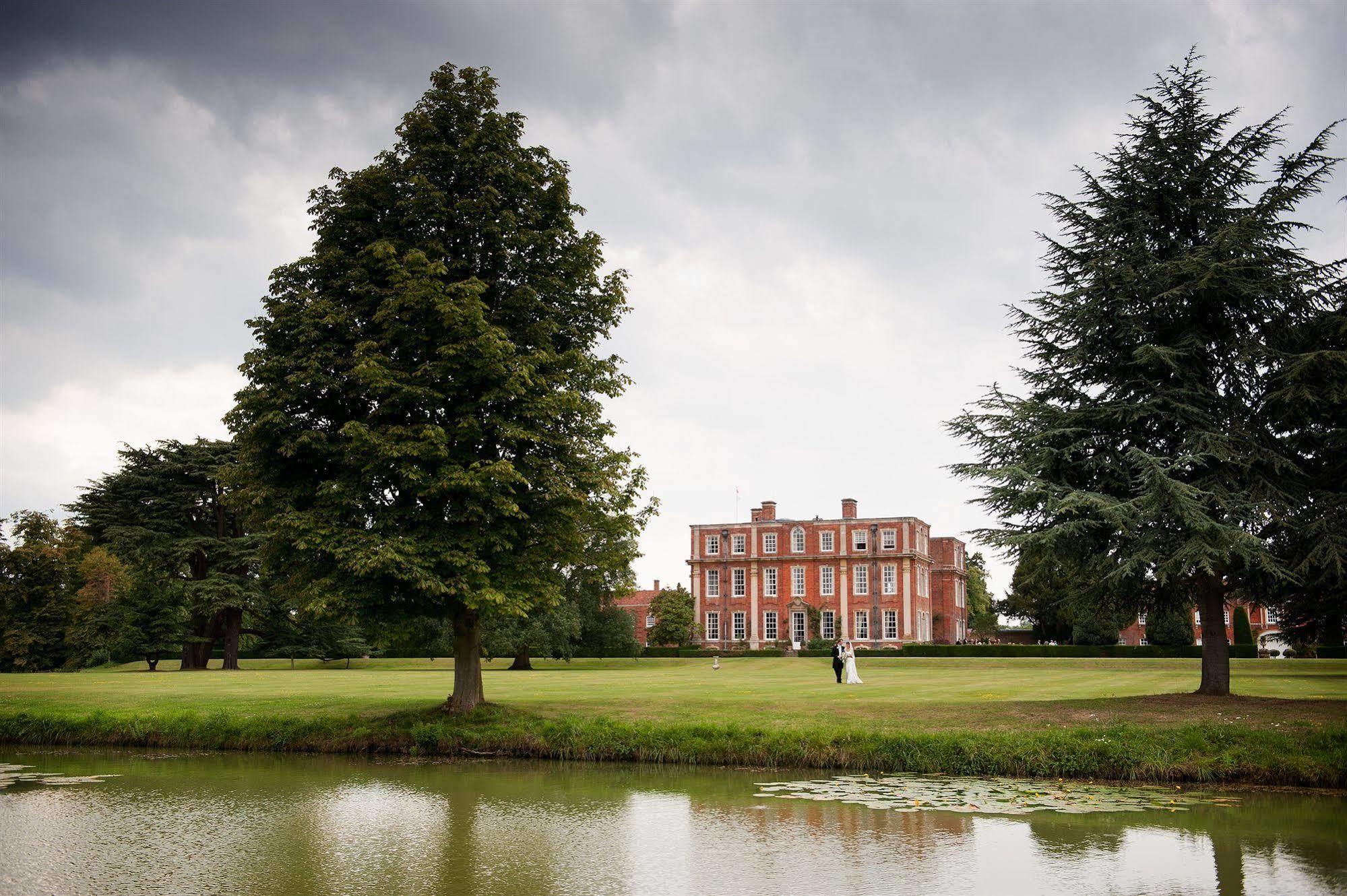 Chicheley Hall Kültér fotó